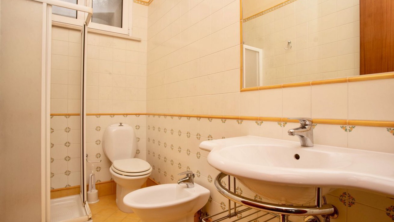 Photo of Bathroom in Marcelli