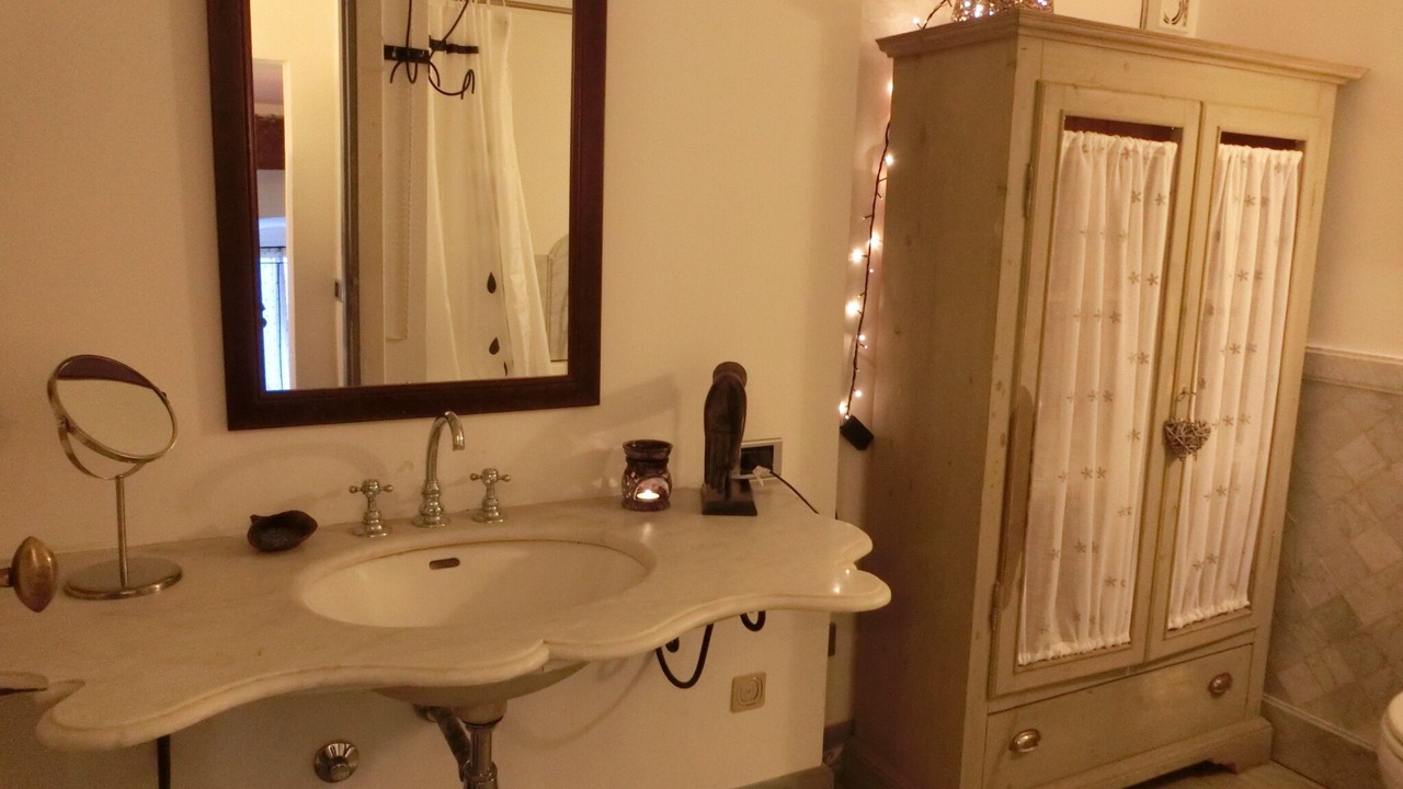 Photo of Bathroom in Old Town
