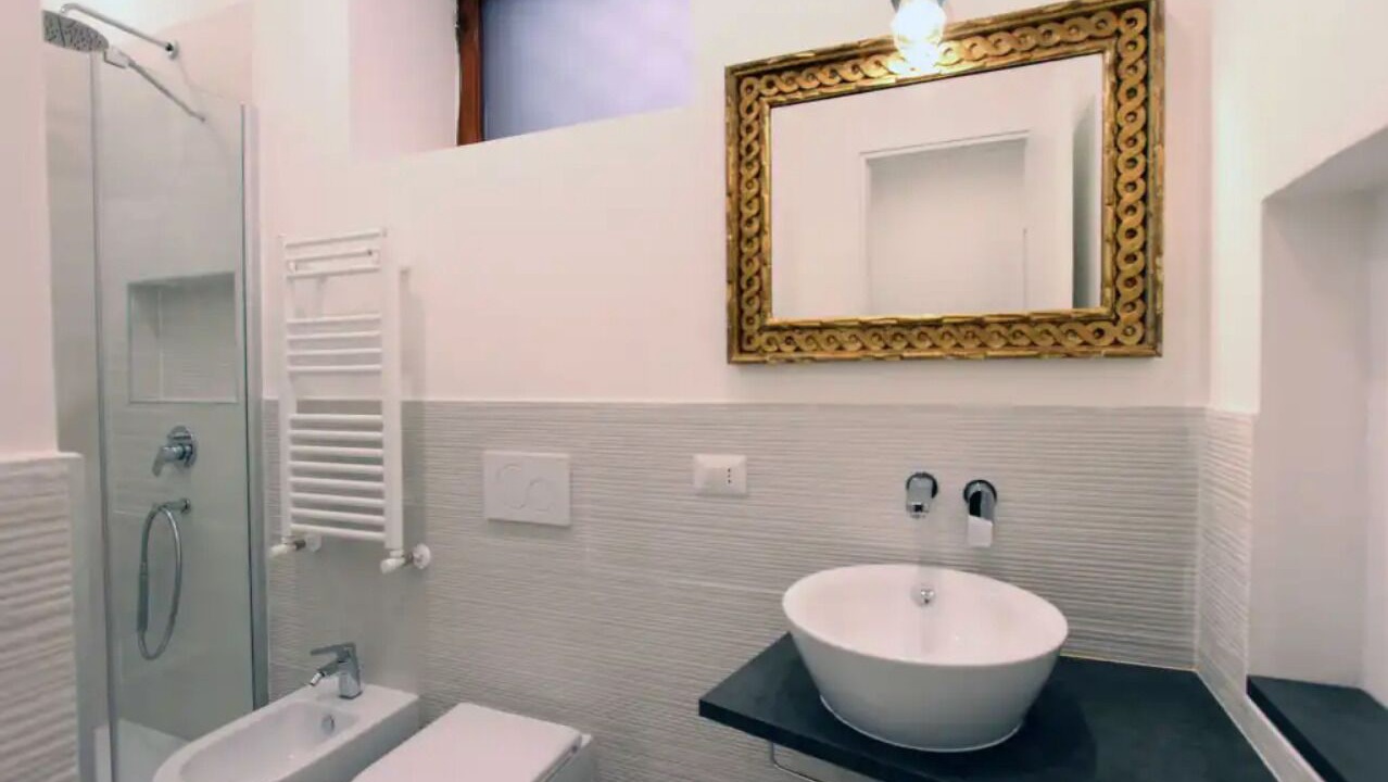 Photo of Bathroom in Rione V Ponte