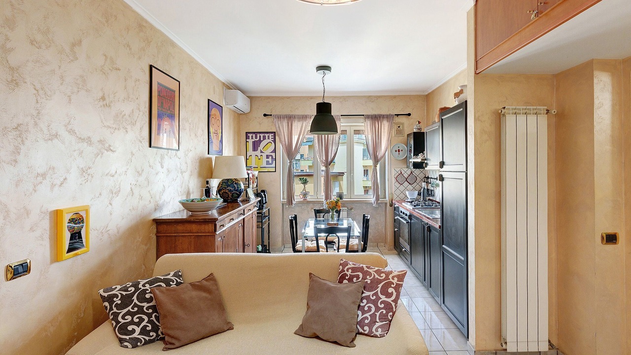 Photo of Livingroom in Fuorigrotta