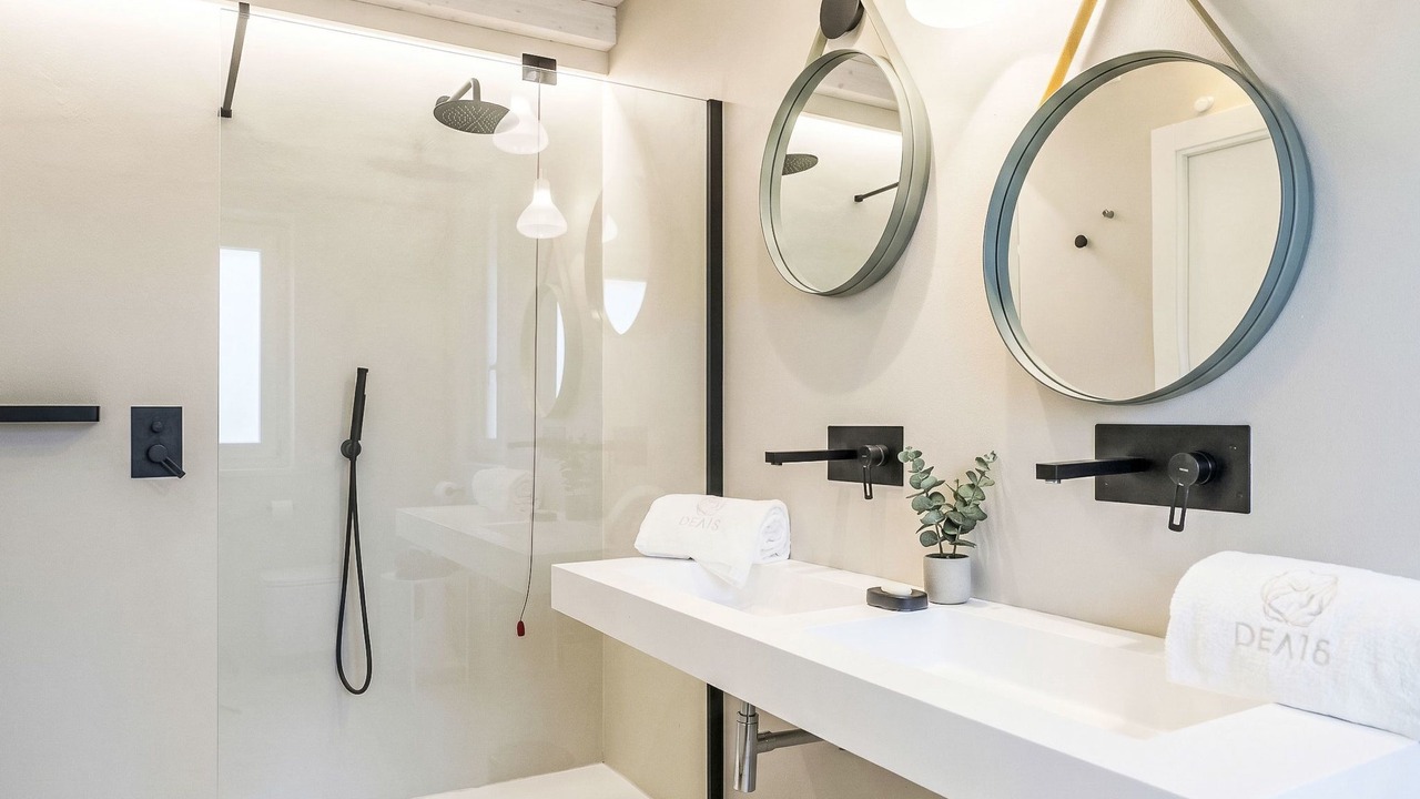 Photo of Bathroom in Controguerra