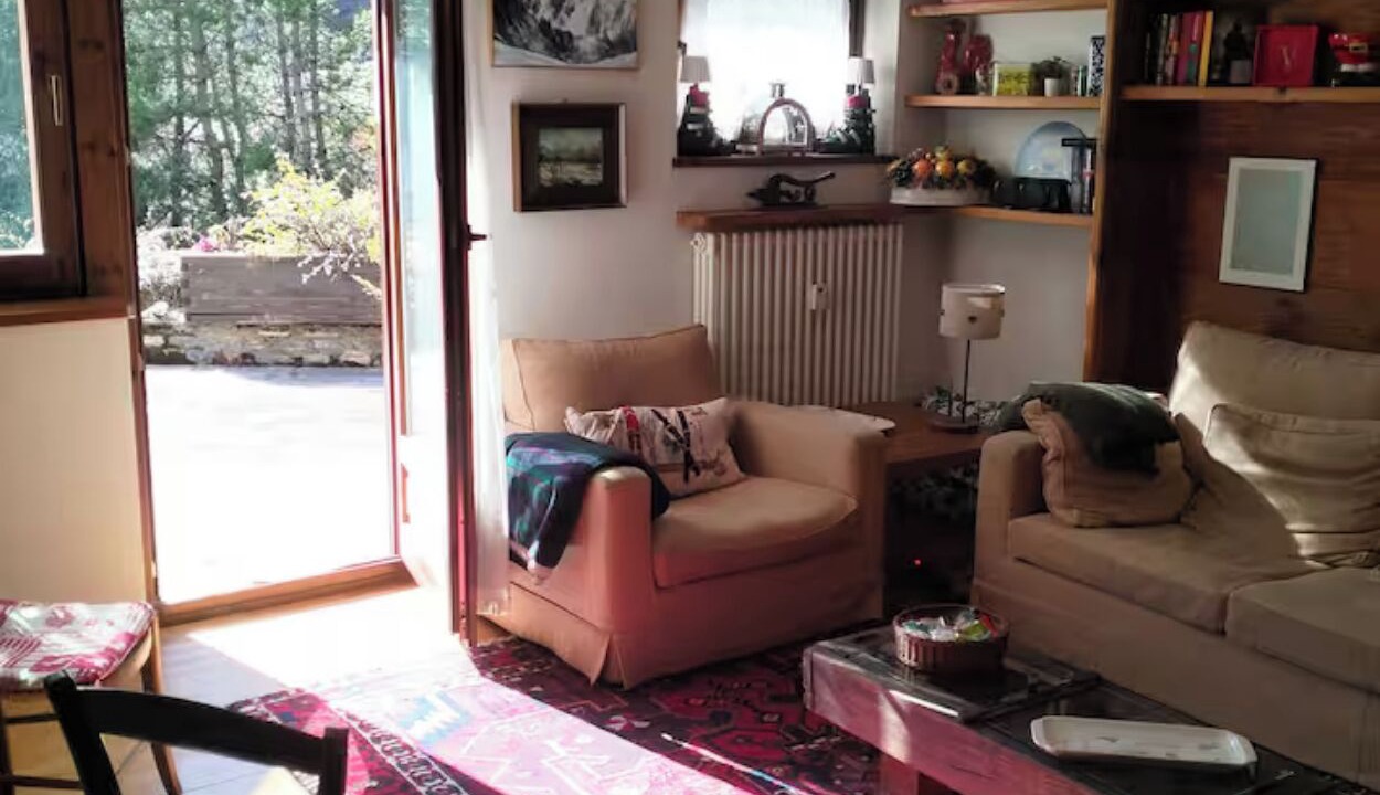 Photo of Livingroom in Courmayeur