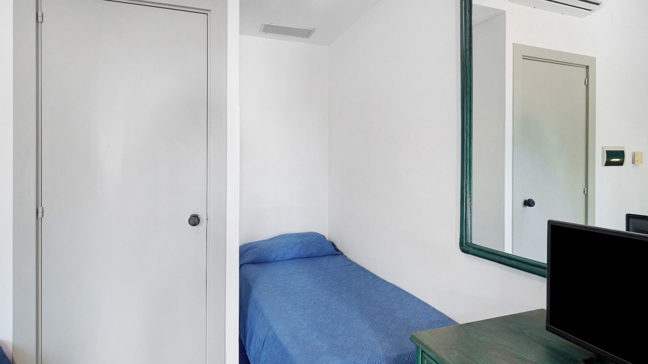 Photo of Bedroom in Laura