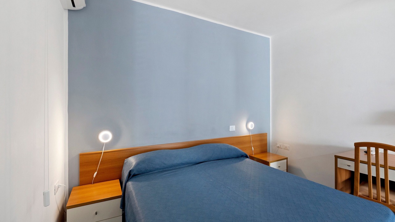 Photo of Bedroom in Laura