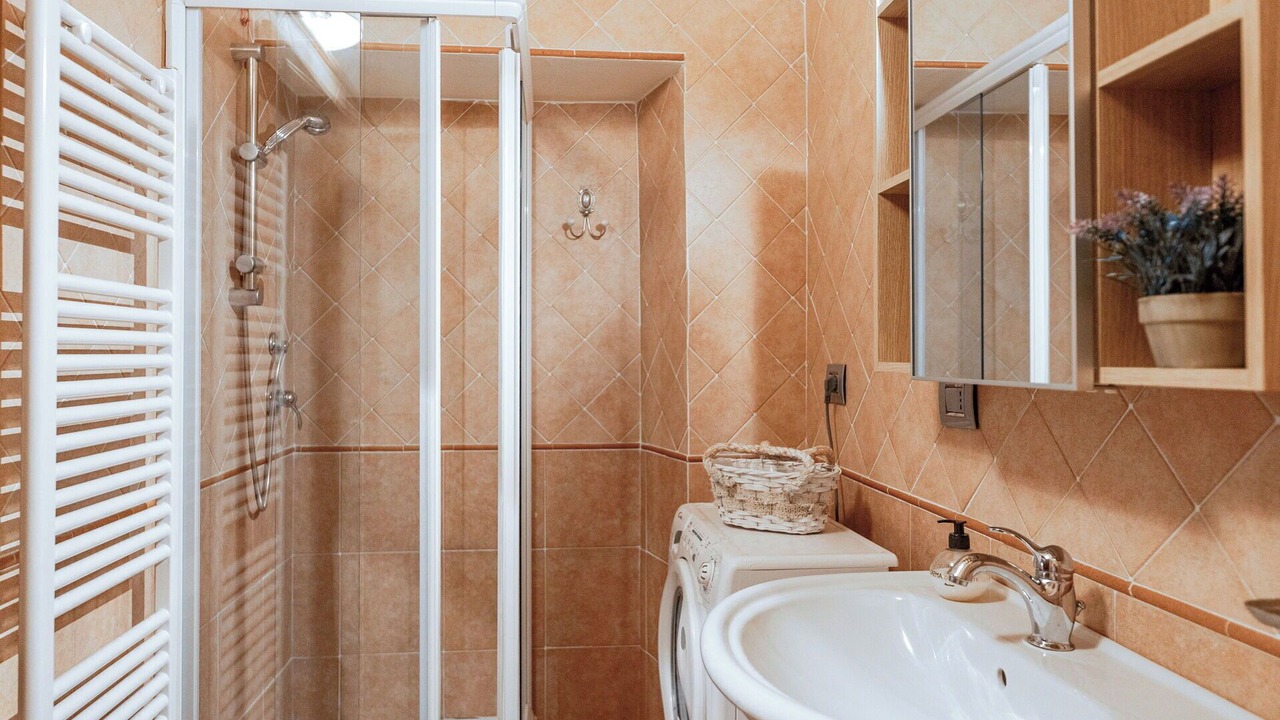 Photo of Bathroom in Bargni