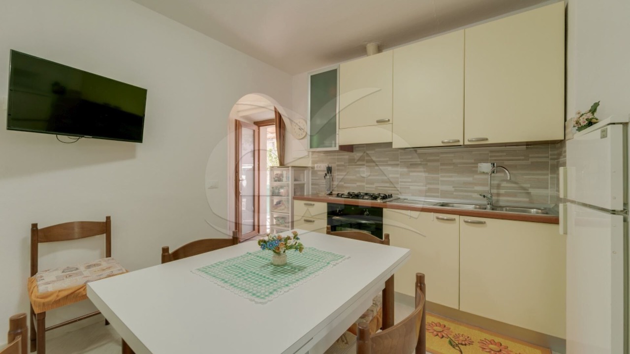 Photo of Kitchen in Patresi