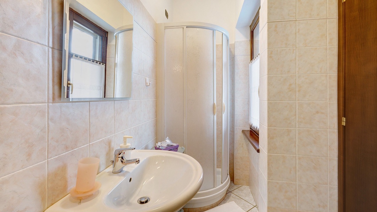 Photo of Bathroom in Monforte d'Alba