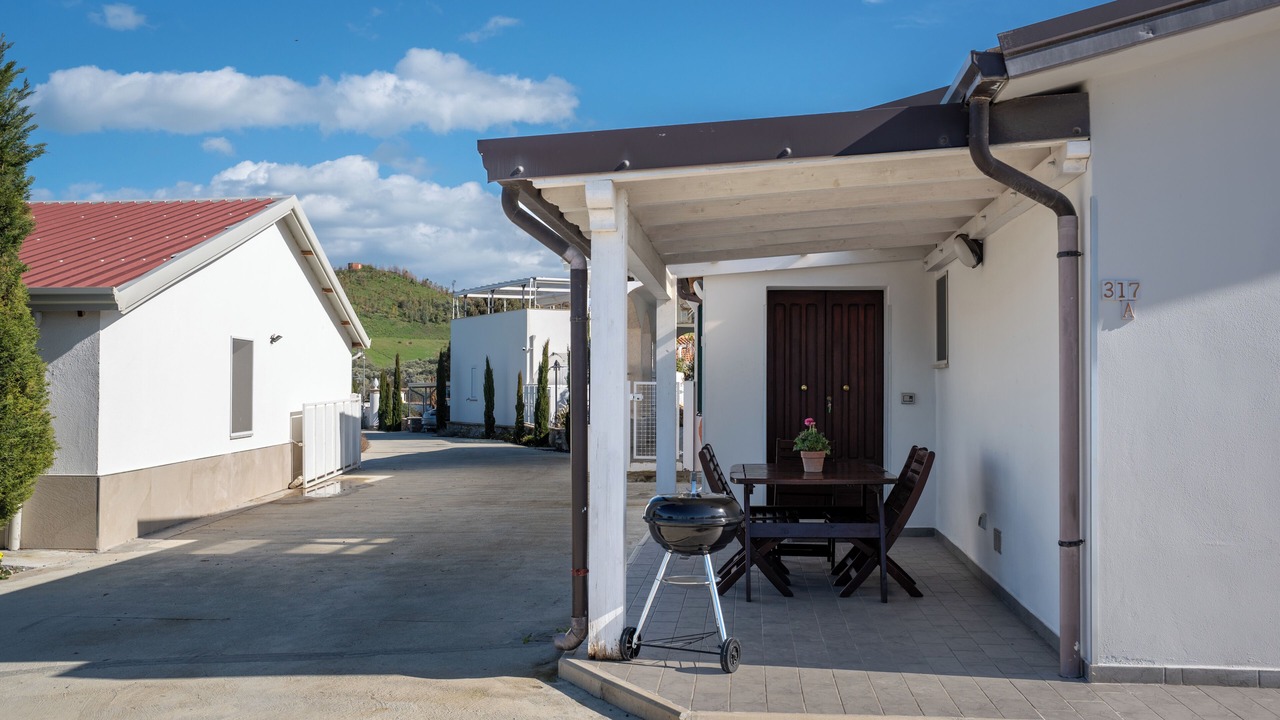 Photo of Outdoor in Scandale