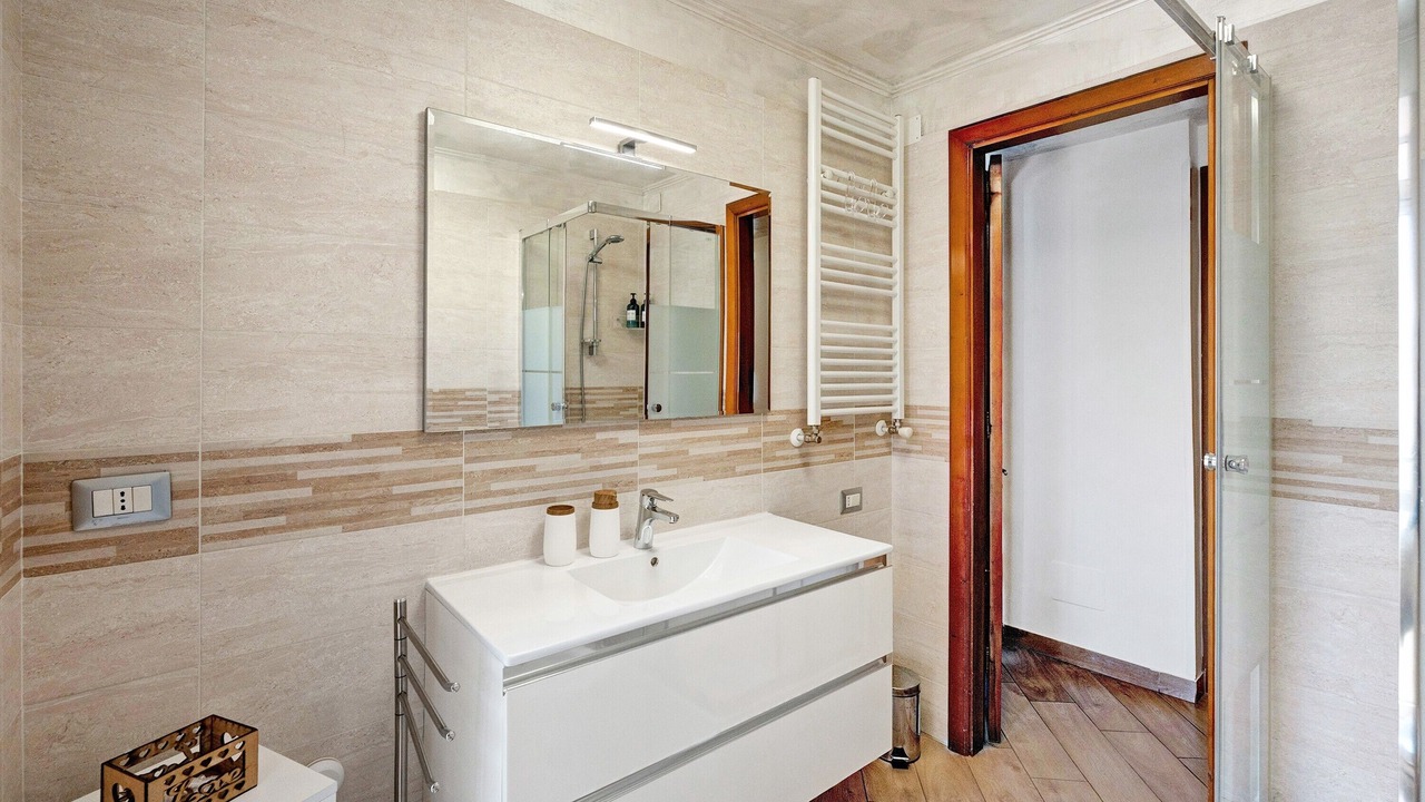 Photo of Bathroom in Historical Downtown Salerno