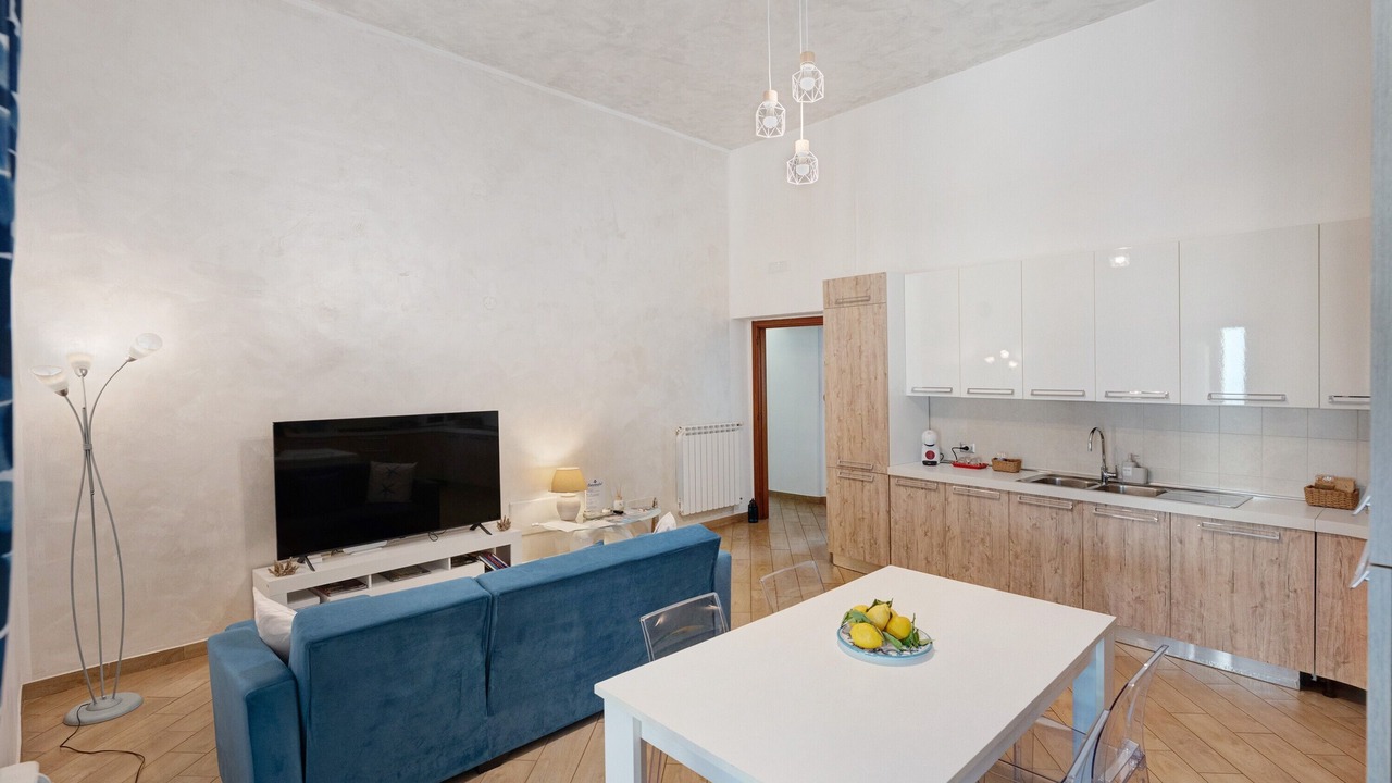 Photo of Livingroom in Historical Downtown Salerno