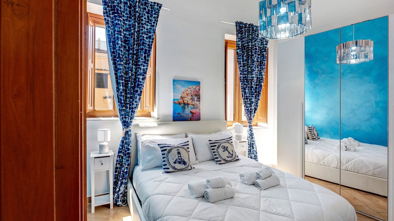 Photo of Bedroom in Historical Downtown Salerno