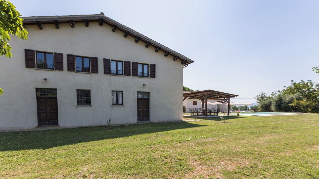 Photo of Outdoor in Pergola