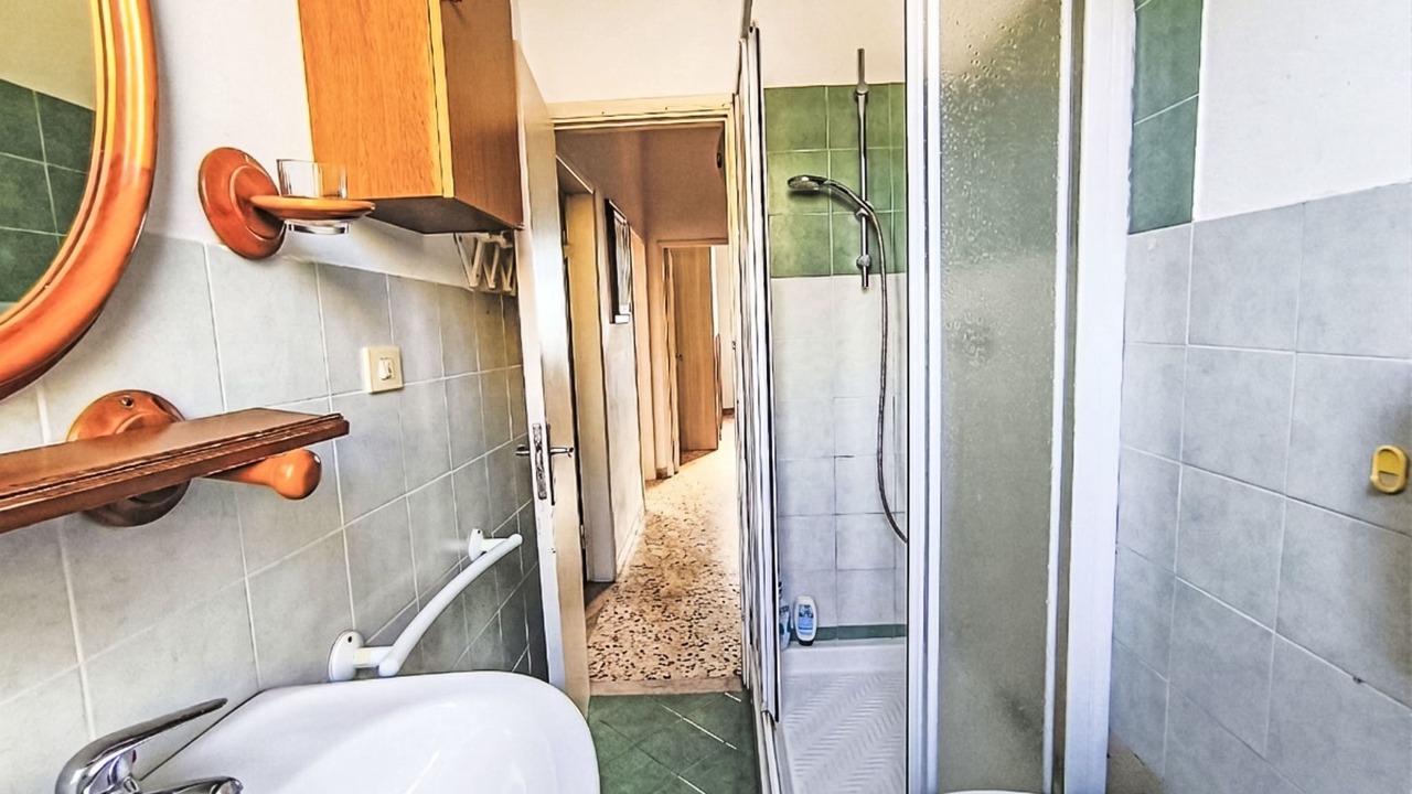 Photo of Bathroom in Follonica