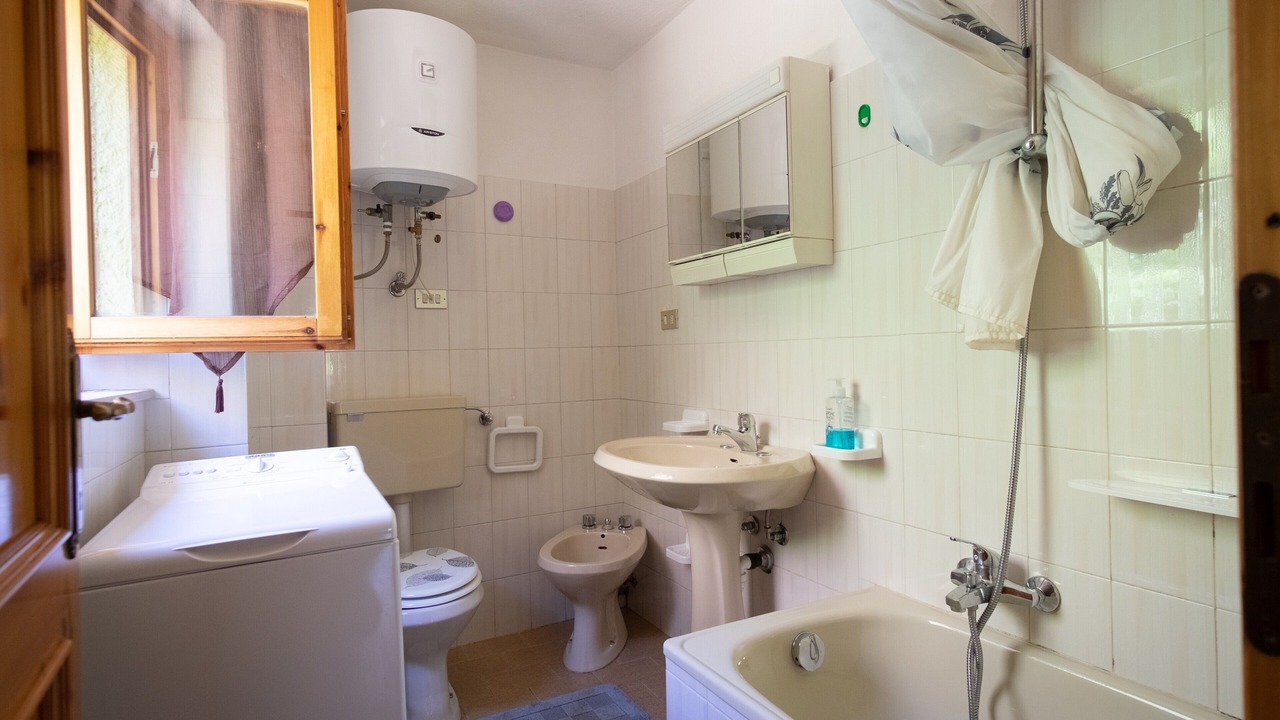 Photo of Bathroom in Aymavilles