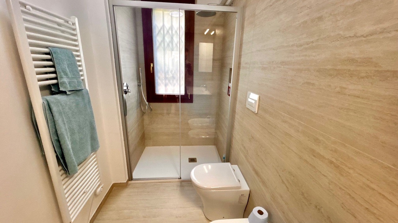 Photo of Bathroom in Sirolo