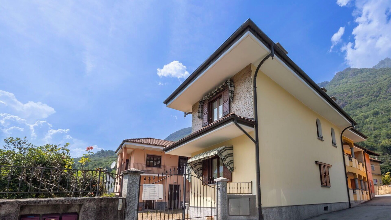 Photo of Patio Balcony in Premosello Chiovenda