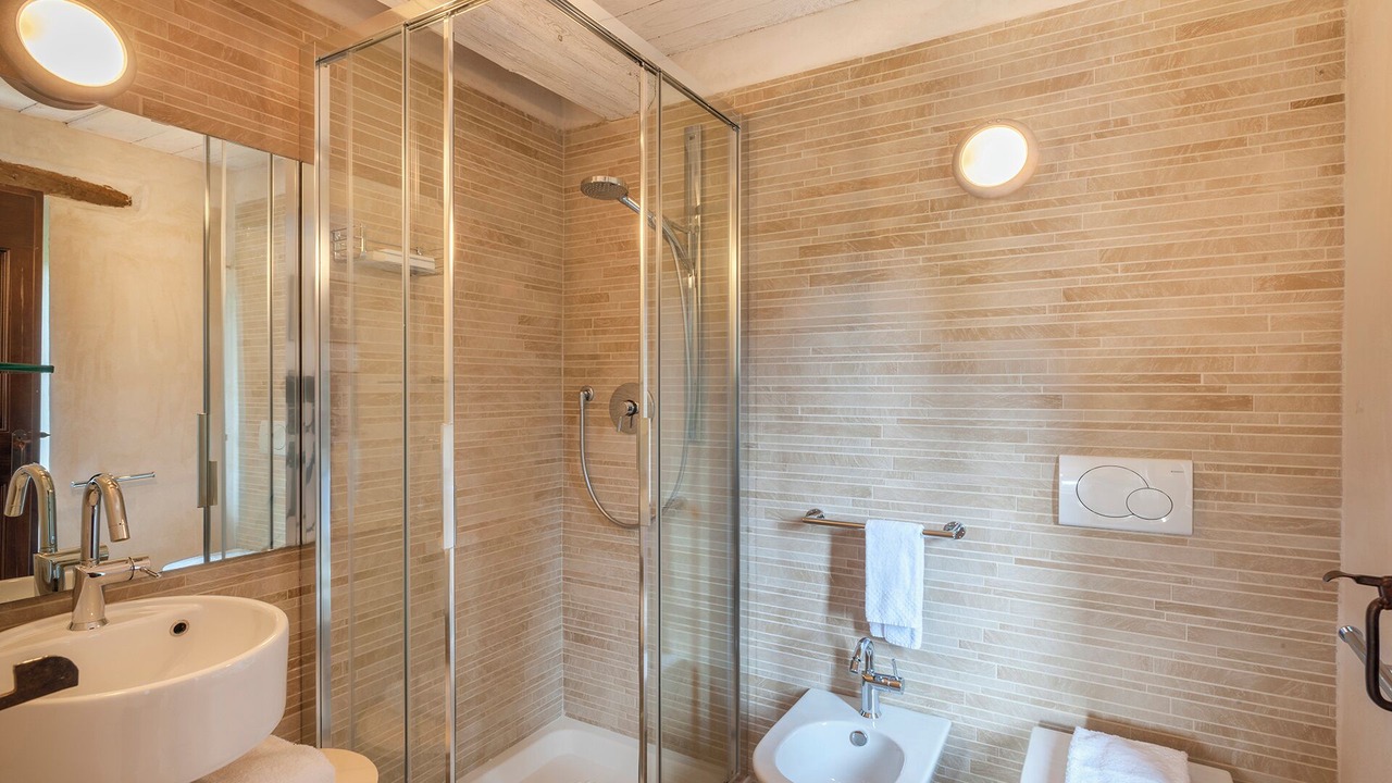 Photo of Bathroom in Centofinestre