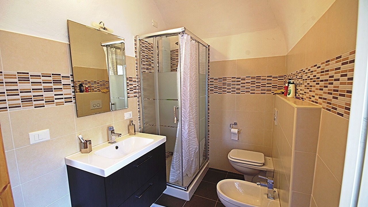 Photo of Bathroom in Barete