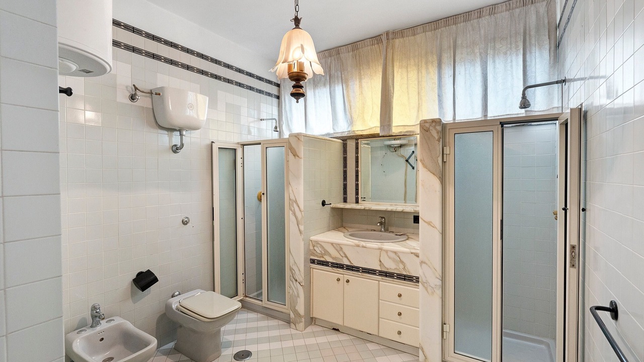 Photo of Bathroom in Torre Annunziata