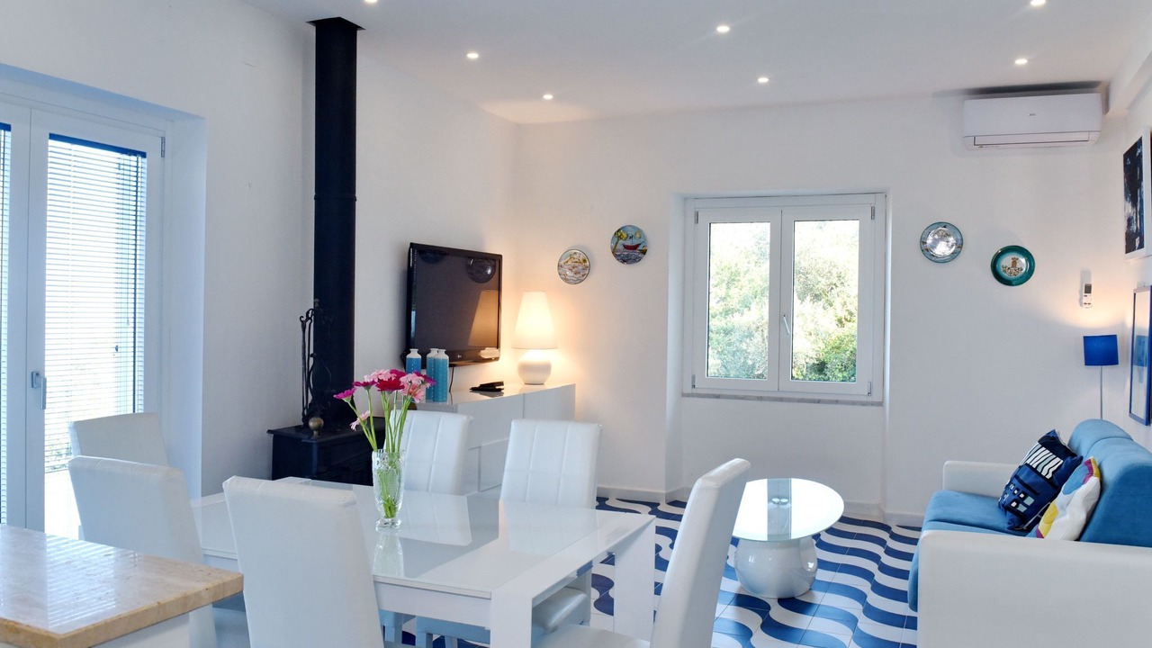 Photo of Livingroom in Castellabate Historic Centre