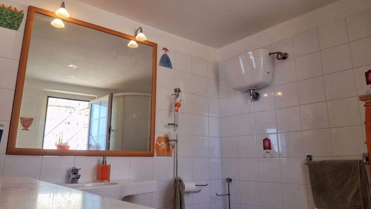 Photo of Bathroom in Pizzo