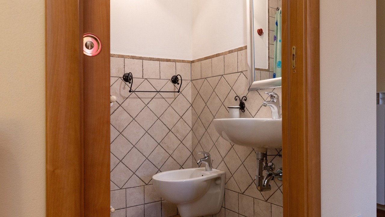 Photo of Bathroom in Chianni