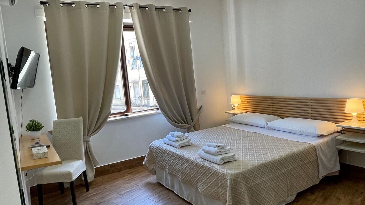 Photo of Bedroom in Naples City Centre
