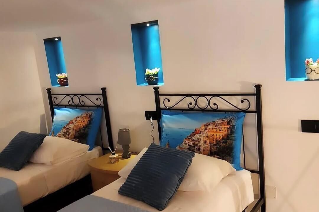 Photo of Bedroom in Naples City Centre