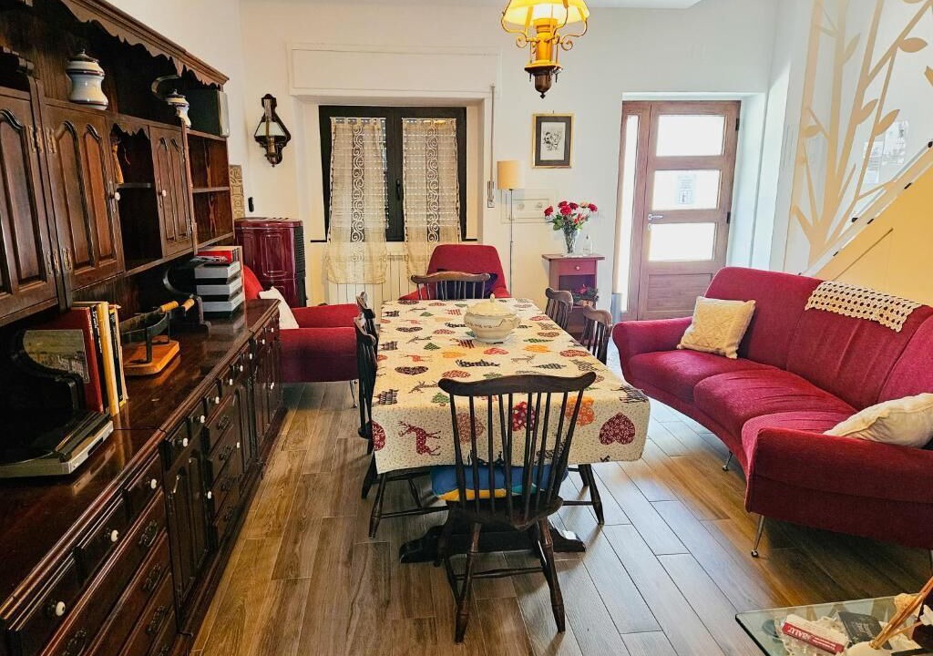 Photo of Livingroom in Sturno