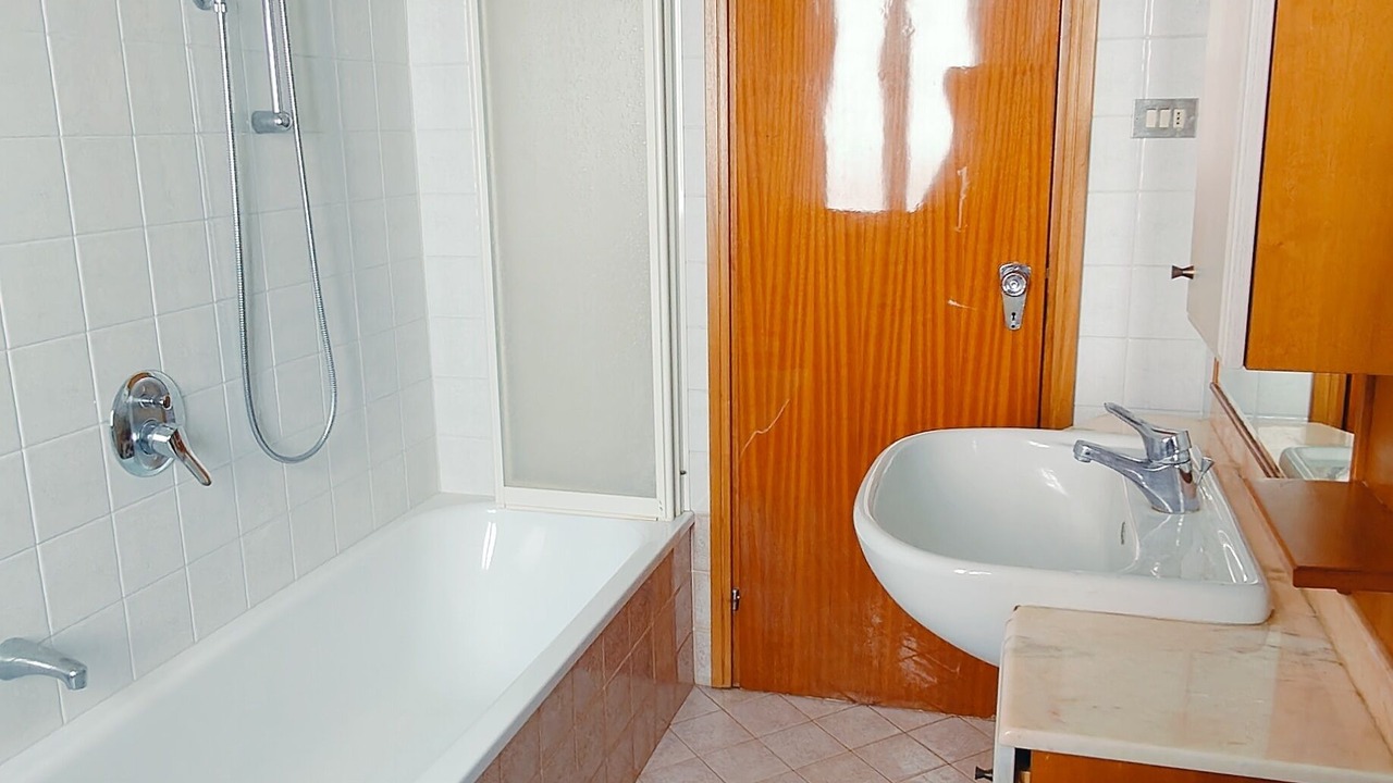 Photo of Bathroom in Imola
