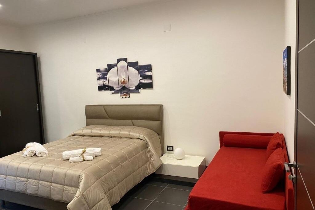 Photo of Bedroom in Naples City Centre