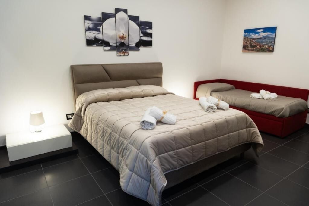 Photo of Bedroom in Naples City Centre
