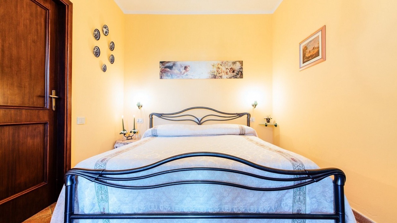 Photo of Bedroom in Montorsaio