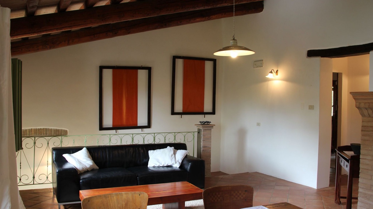 Photo of Others in Montone