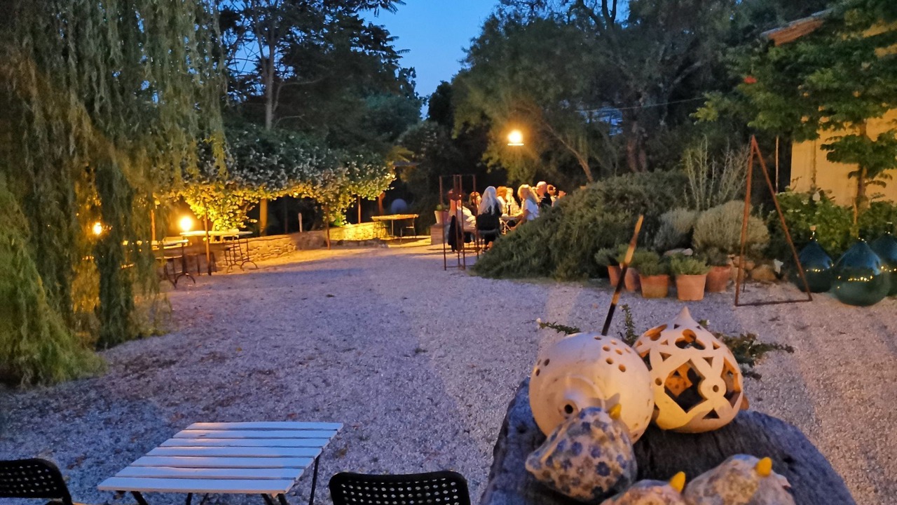 Photo of Others in Montone