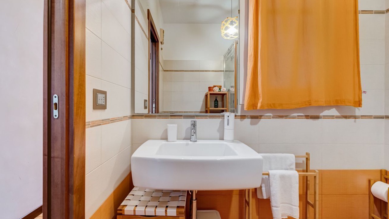 Photo of Bathroom in Quartiere XXIX Ponte Mammolo