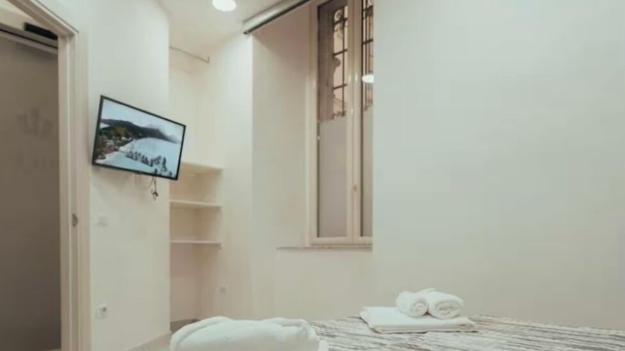 Photo of Bedroom in Naples City Centre