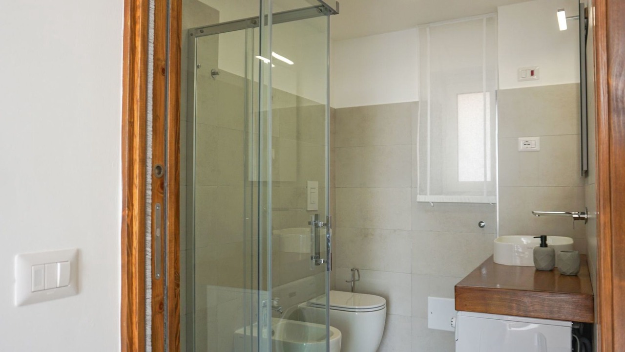 Photo of Bathroom in Marina Lido