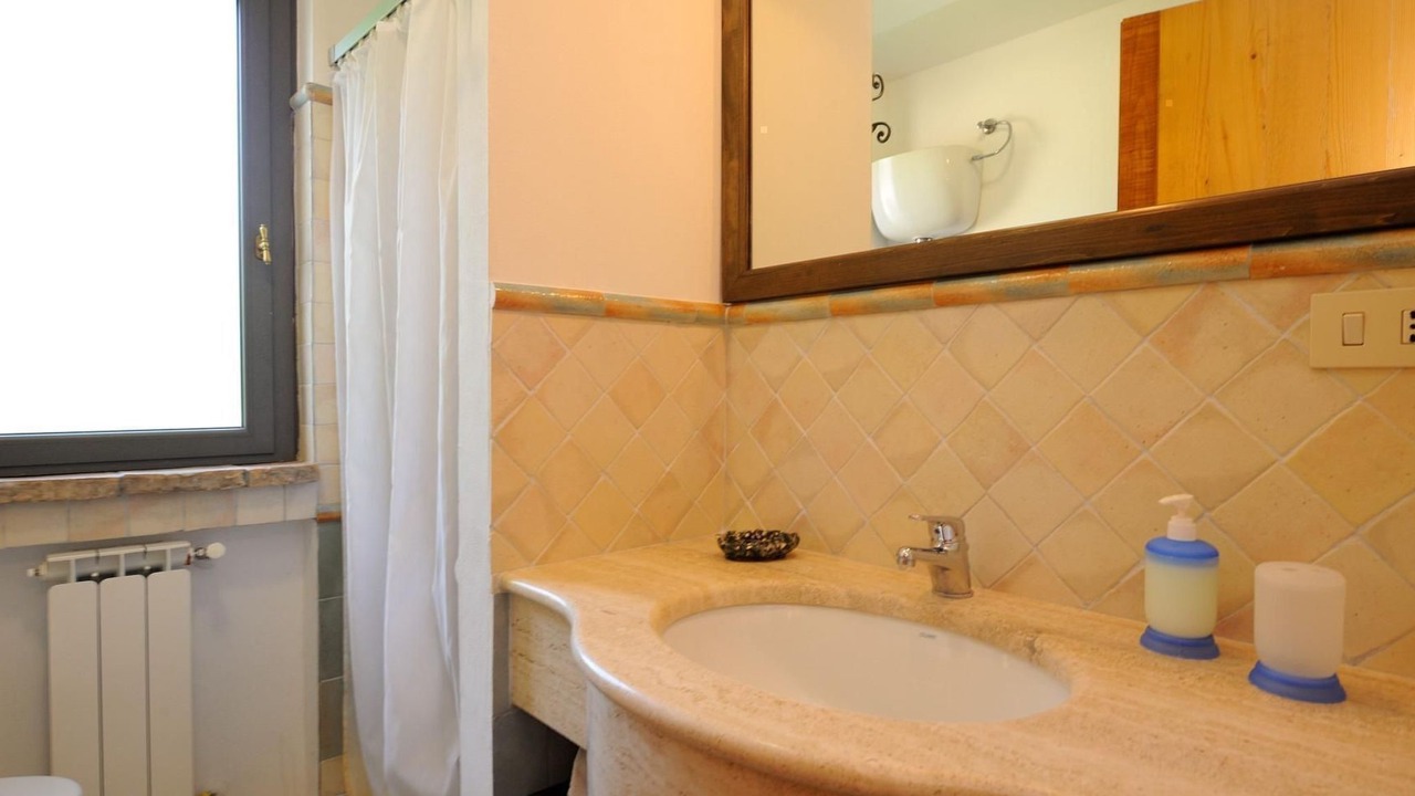 Photo of Bathroom in Todi