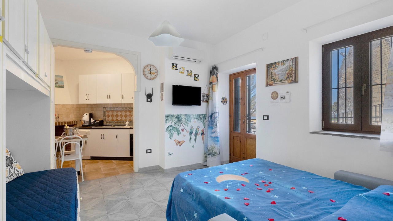 Photo of Bedroom in Castel Volturno