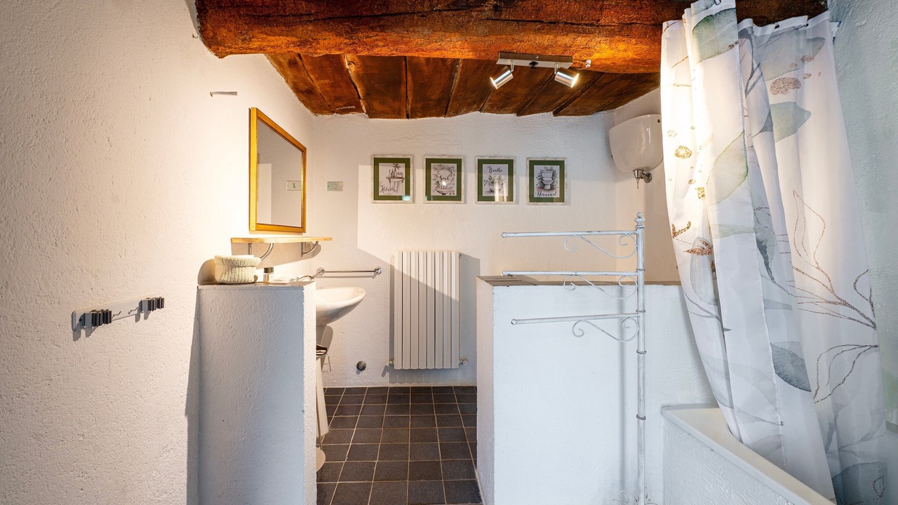 Photo of Bathroom in Assisi