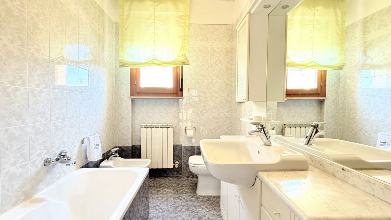 Photo of Bathroom in Senigallia