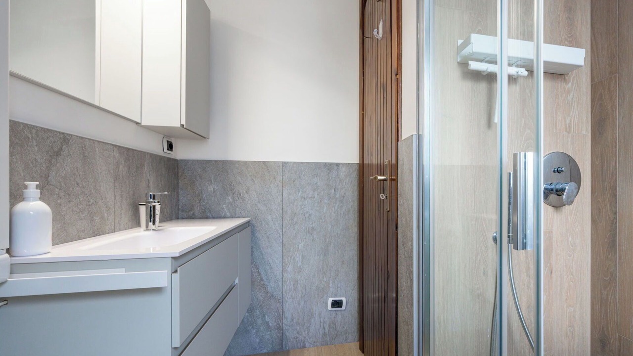Photo of Bathroom in La Salle
