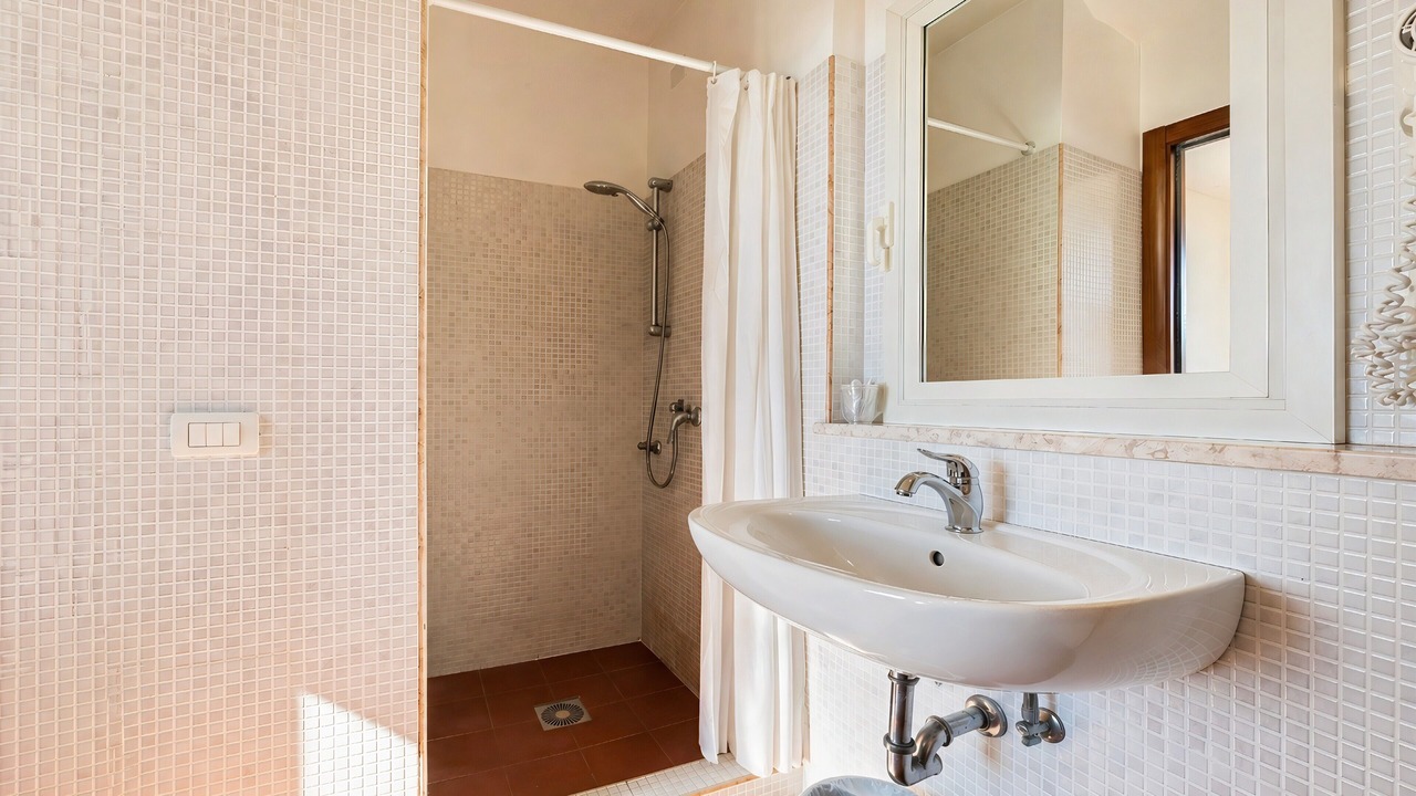 Photo of Bathroom in Mattinata
