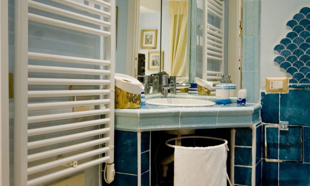 Photo of Bathroom in Rione Duomo
