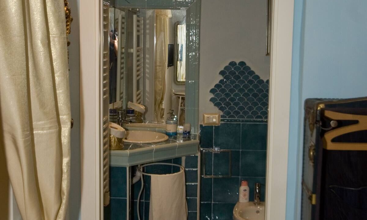 Photo of Bathroom in Rione Duomo