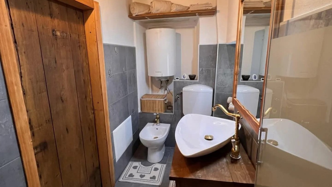 Photo of Bathroom in Fontainemore