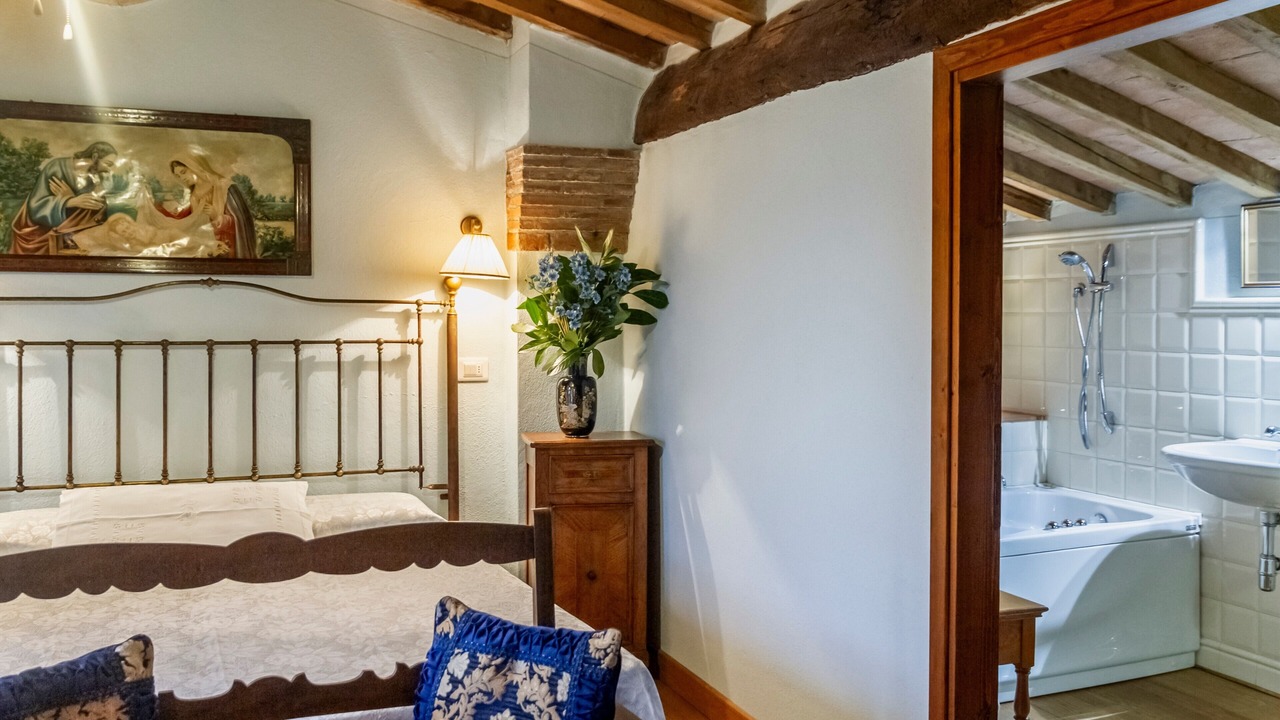Photo of Bedroom in Torniella