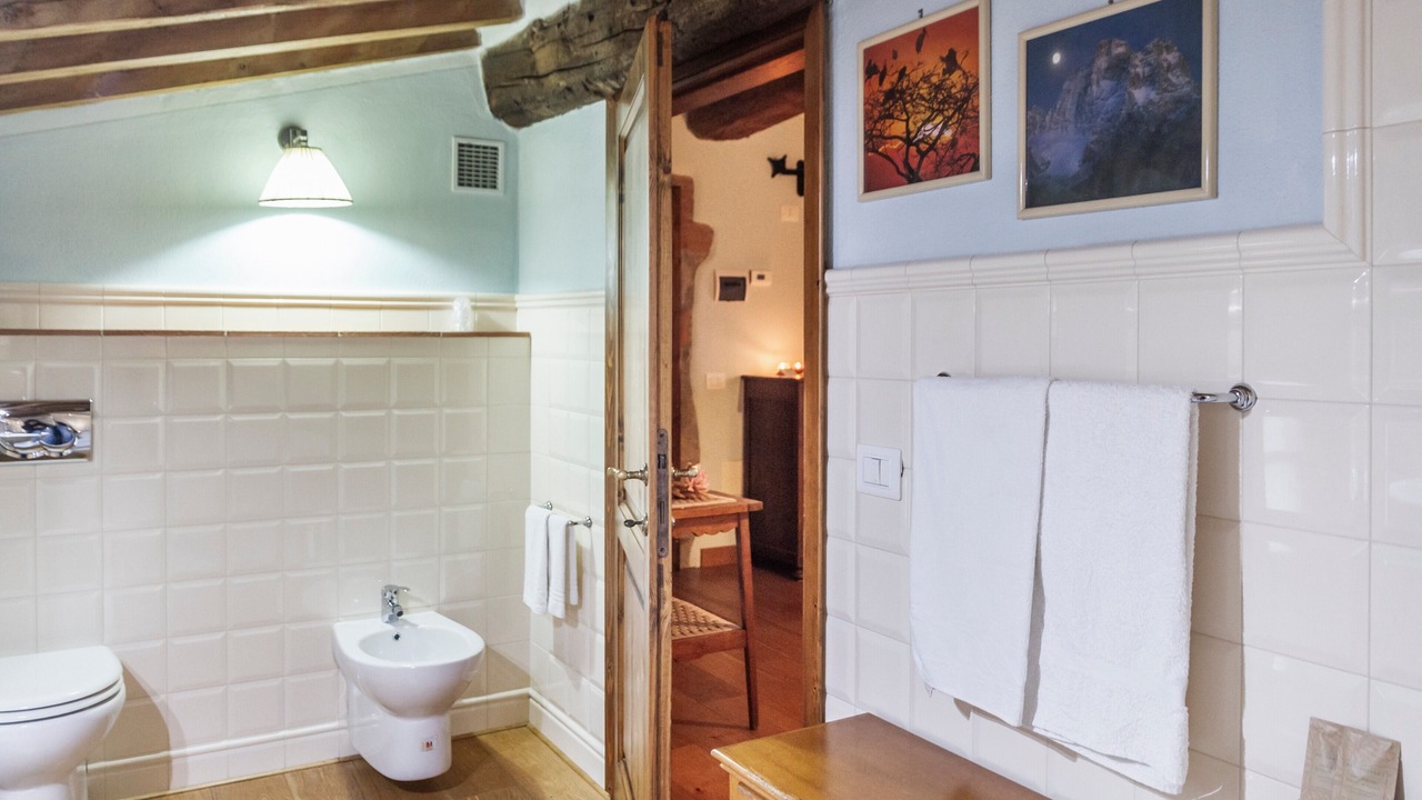 Photo of Bathroom in Torniella