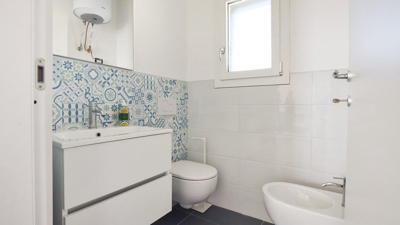 Photo of Bathroom in Gizzeria